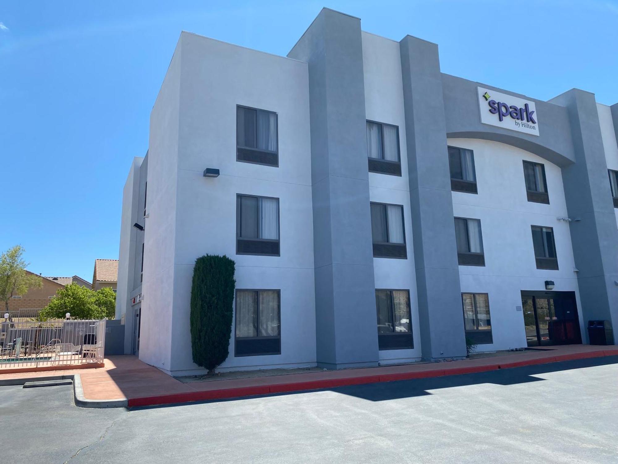 Surestay Plus Hotel By Best Western Yucca Valley Joshua Tree Exterior photo